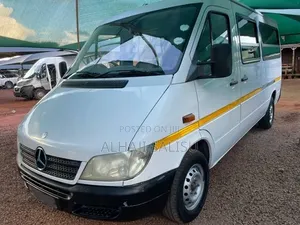 Mercedes-Benz Sprinter 2005 White
