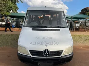 Mercedes-Benz Sprinter 2005 White