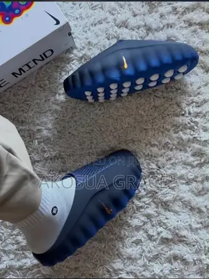 Nike’s Men Slide