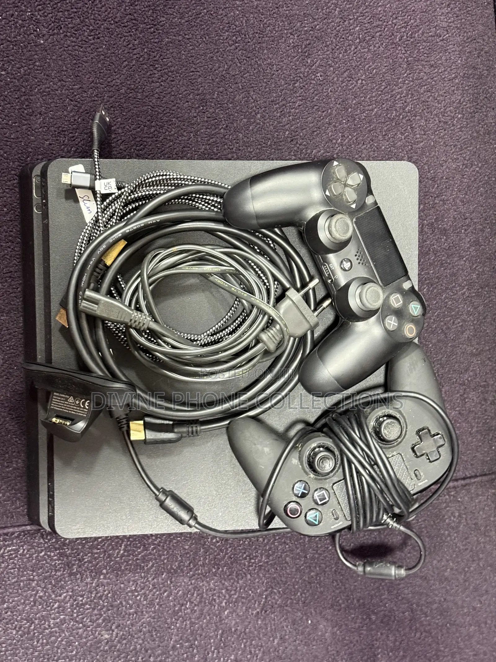 Ps4 Slim Jailbreak With 2 Controllers Loaded With Games