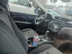 Nissan Qashqai 2023 Gray