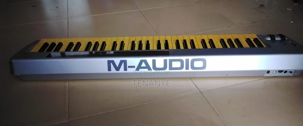M-Audio Keystation 61es MIDI Controller Keyboard