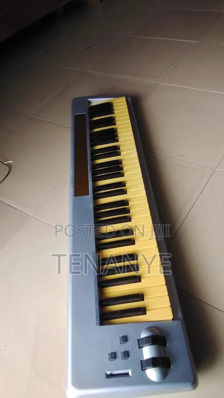 M-Audio Keystation 61es MIDI Controller Keyboard