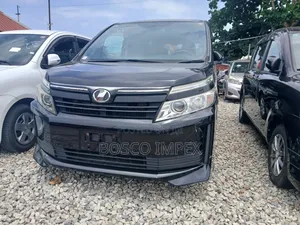 Toyota Voxy 2016 Black