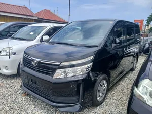Toyota Voxy 2016 Black