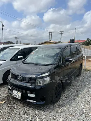 Toyota Voxy 2012 Black