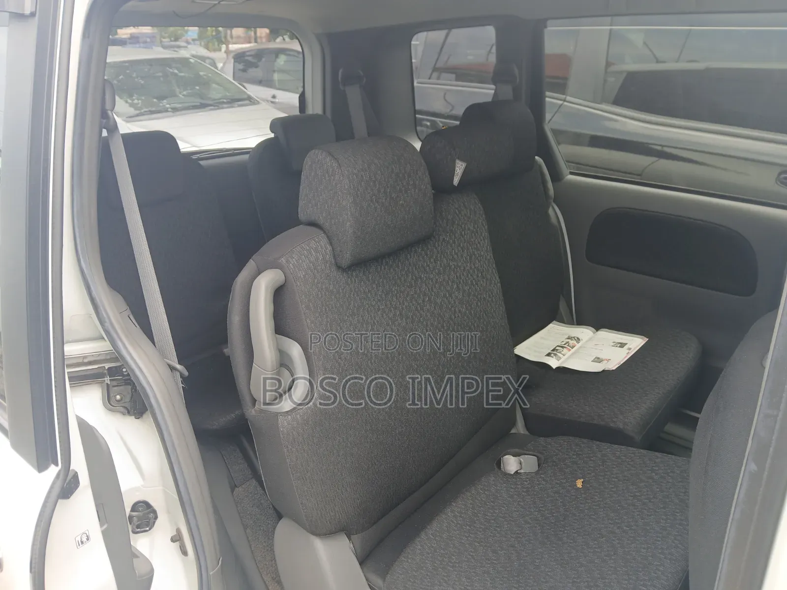Toyota Sienta 2012 White