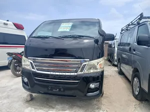 Nissan Caravan (Urvan) 2015 Brown