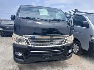 Nissan Caravan (Urvan) 2015 Brown