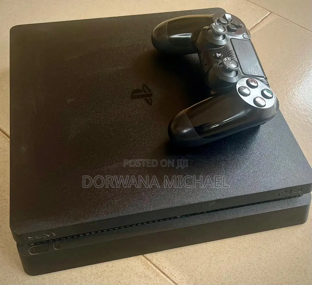 Ps4 Slim With Games Installed,fc26, COD Etc