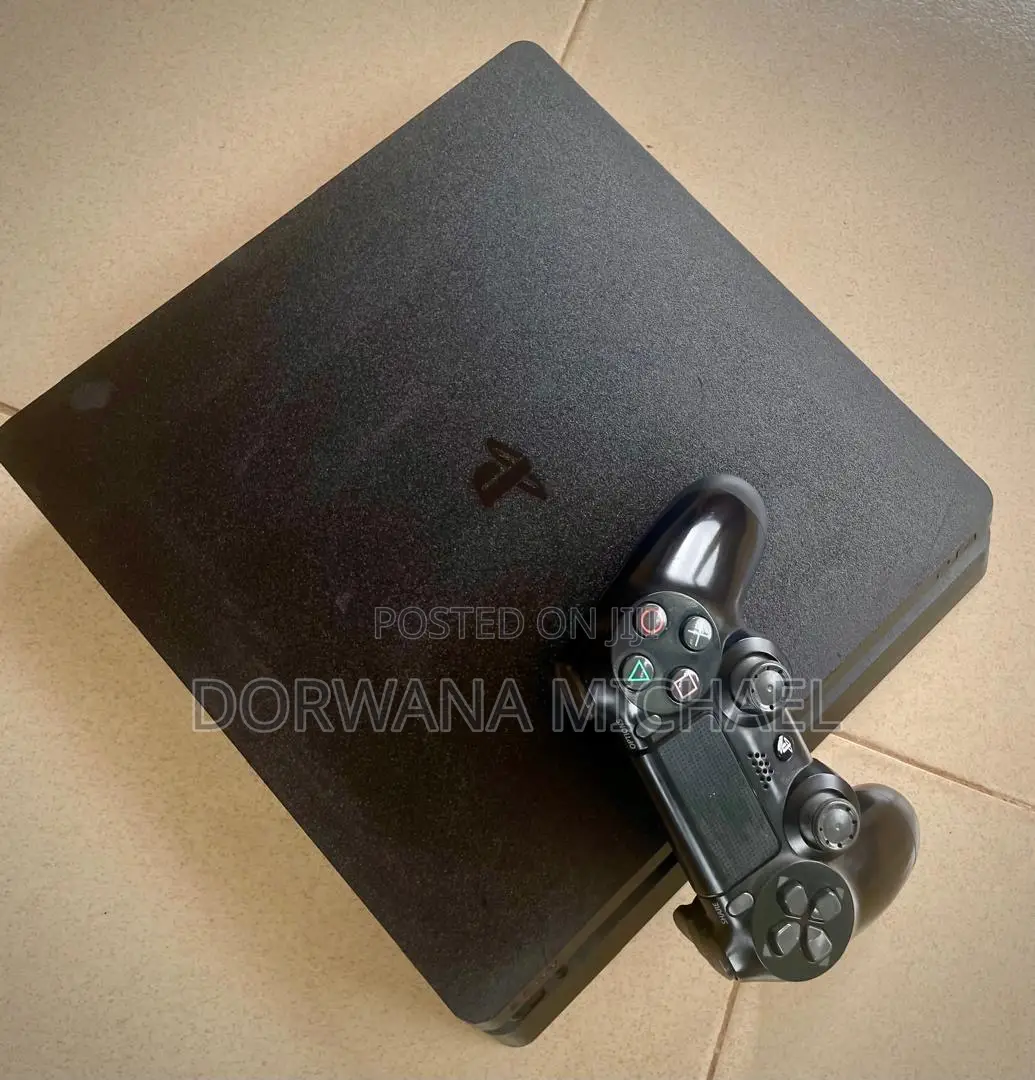 Ps4 Slim With Games Installed,fc26, COD Etc