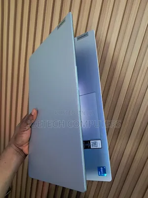 Laptop Lenovo IdeaPad 1 8GB Intel Core i3 SSD 256GB