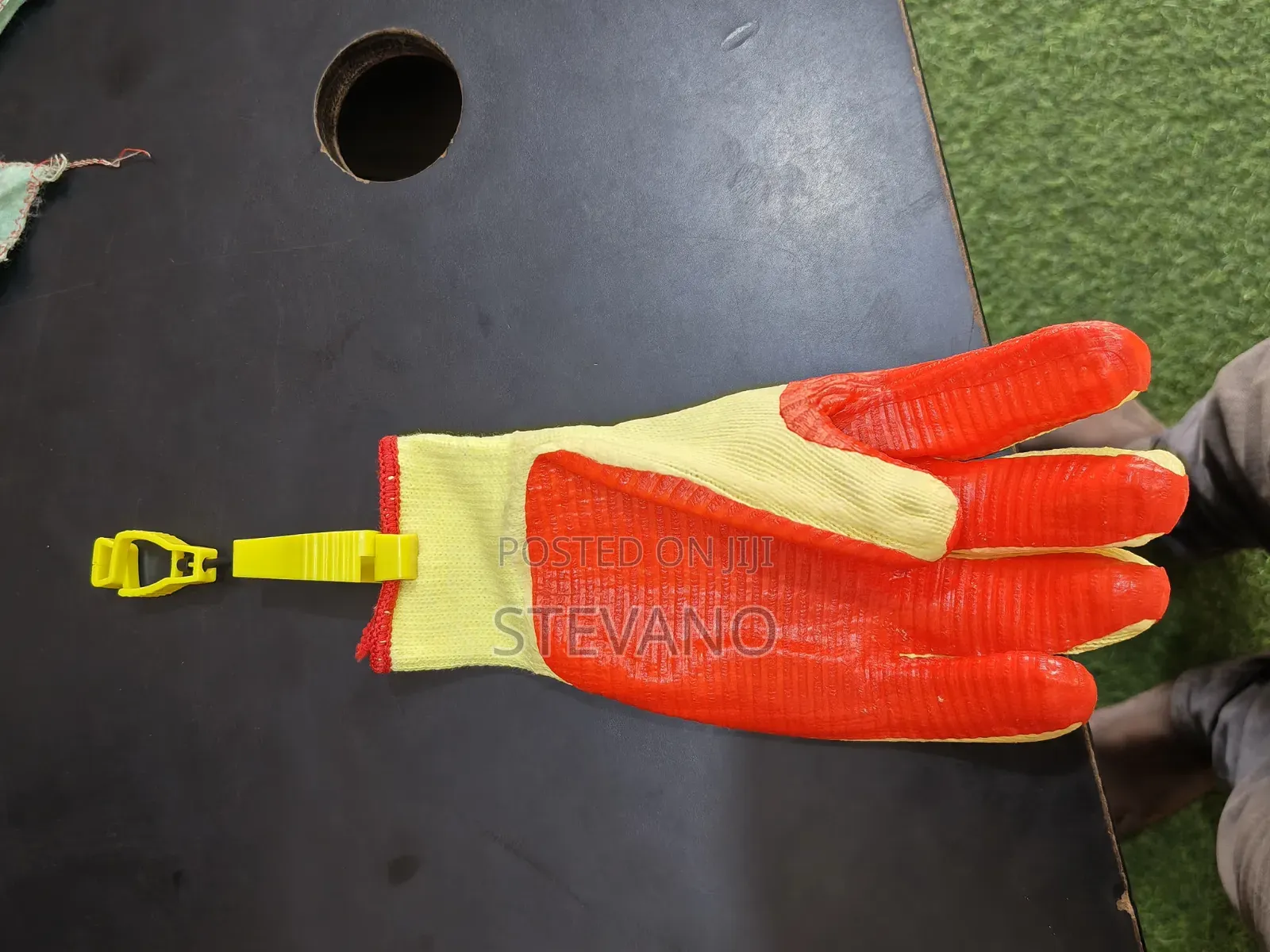 Gloves Holder Clips