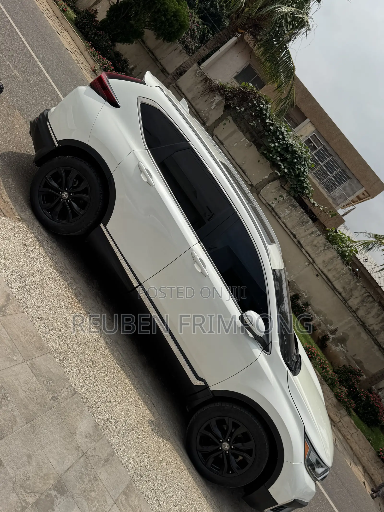 Honda CR-V Touring 2021 White