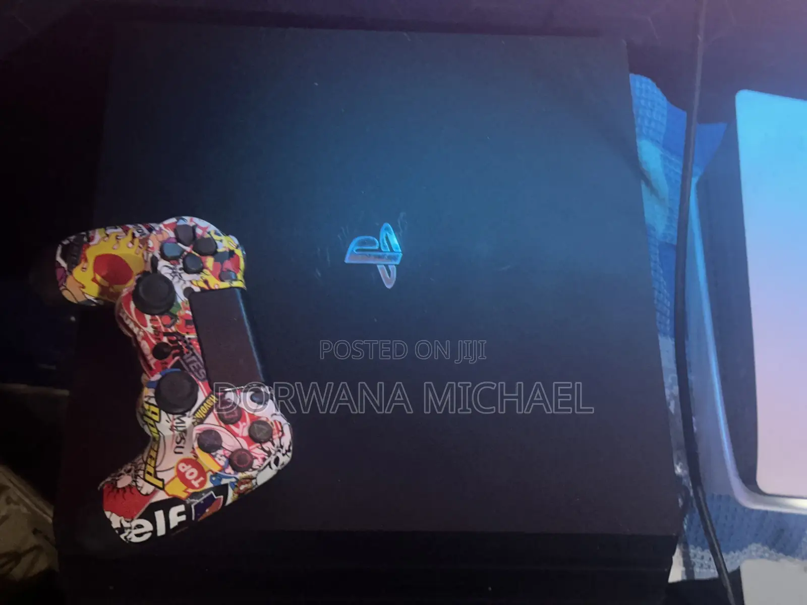 Ps4 Pro With One Controller