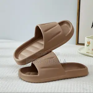 Thick Home Use Stylish Slippers