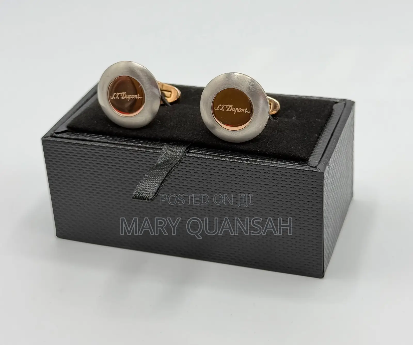 Cufflinks Available in Different Designs