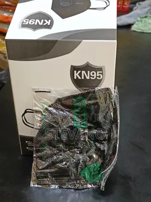 KN95 Black With Valve