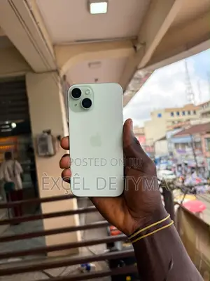 Apple iPhone 15 128 GB Green