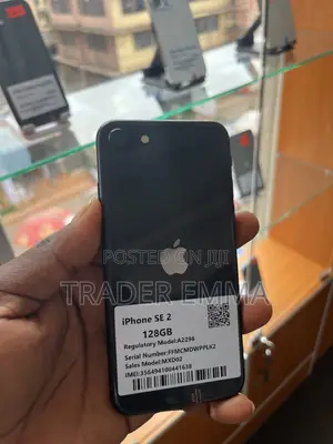 Apple iPhone SE (2020) 64 GB Black