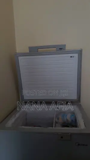 Midea 142L Chest Freezer