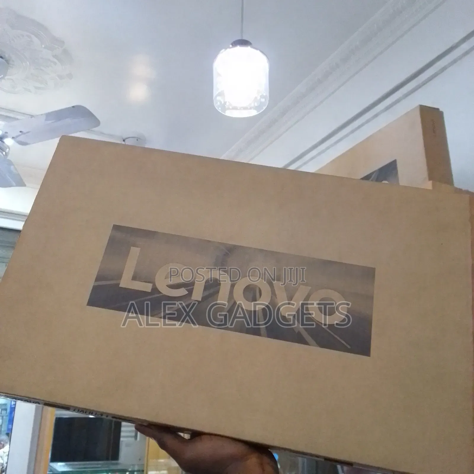 New Laptop Lenovo IdeaPad 1 8GB Intel SSD 256GB