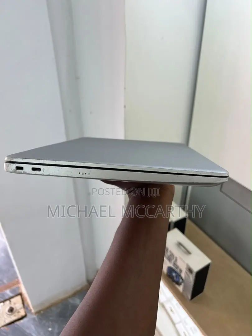 Laptop HP 14-dq1025cl 8GB AMD Ryzen 5 HDD 1T