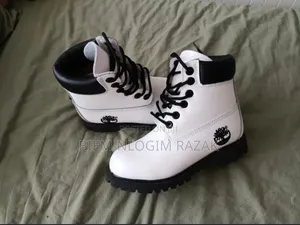 High Quality Timber Land Boots Available in Stock