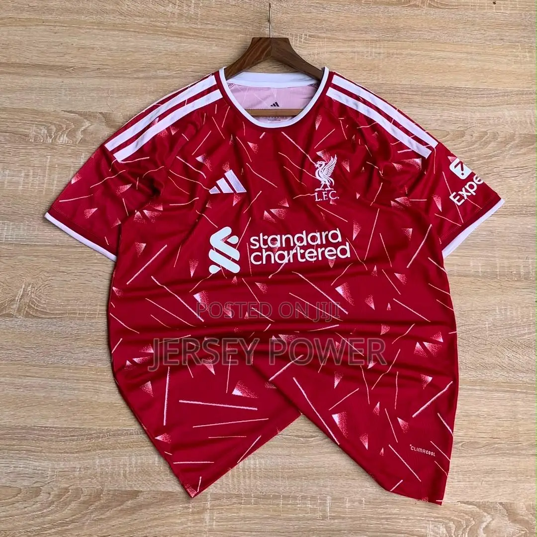 Liverpool Home and Away Jersey 26/27