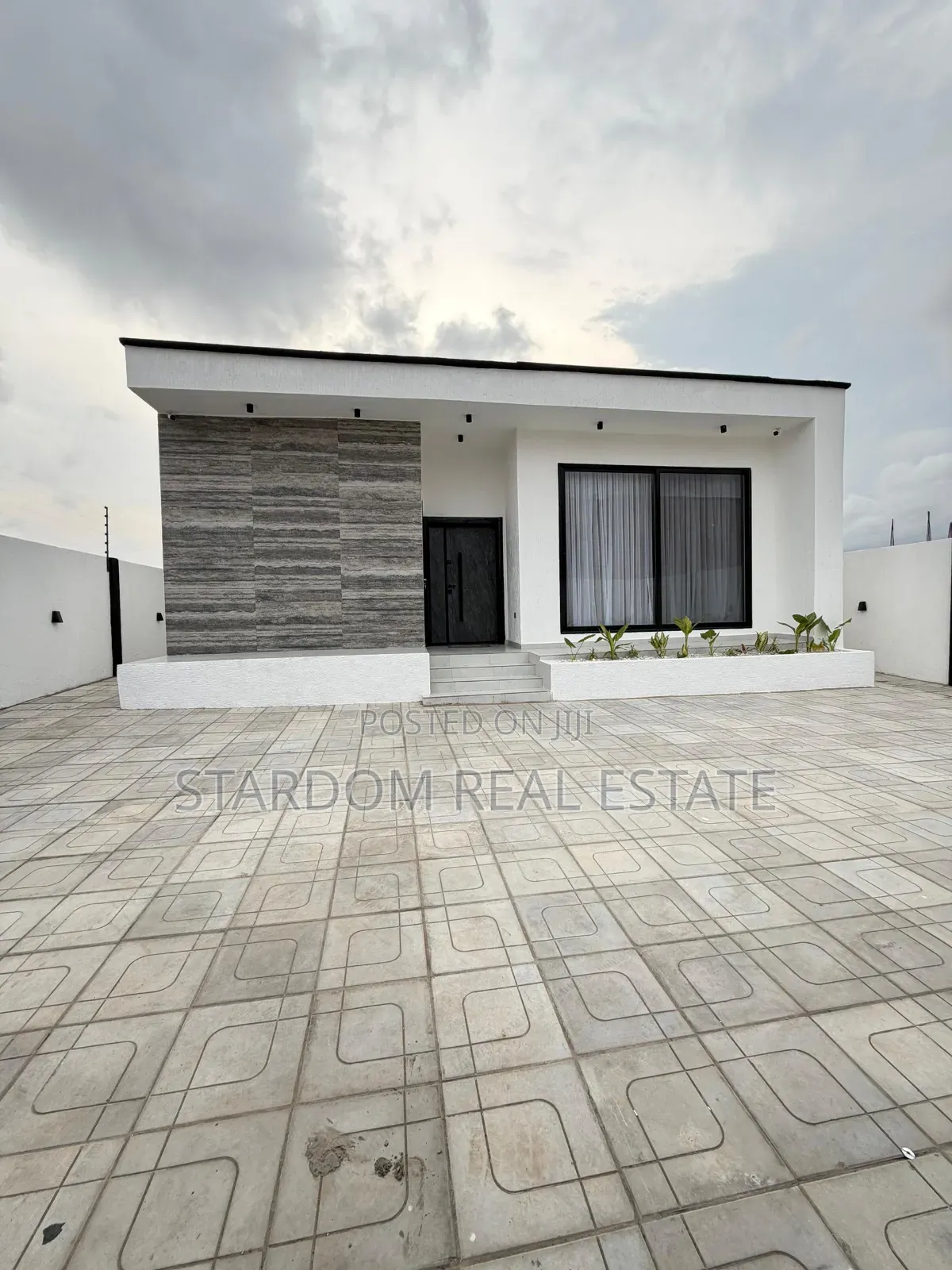 Furnished 3bdrm Bungalow in Spintex Road Com18, Baatsona Total for sale