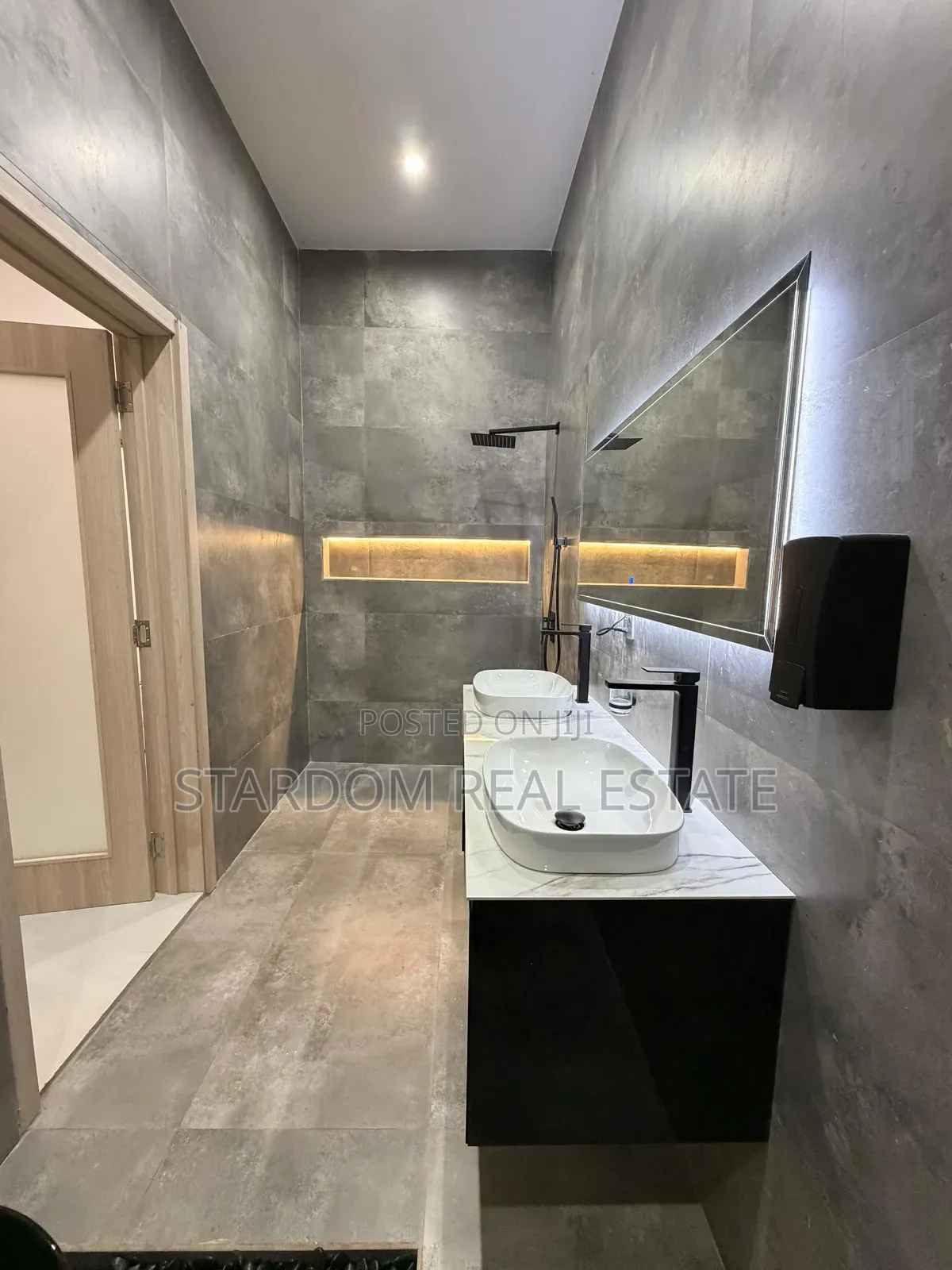 Furnished 3bdrm Bungalow in Spintex Road Com18, Baatsona Total for sale