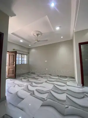 2bdrm Apartment in West Hills Mall Area for rent