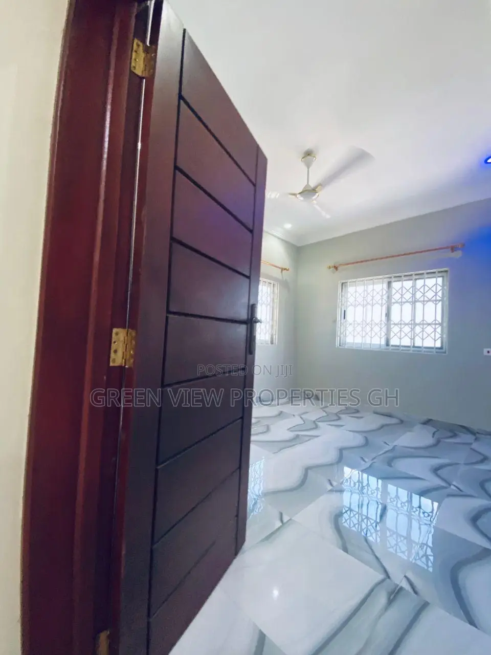 2bdrm Apartment in West Hills Mall Area for rent
