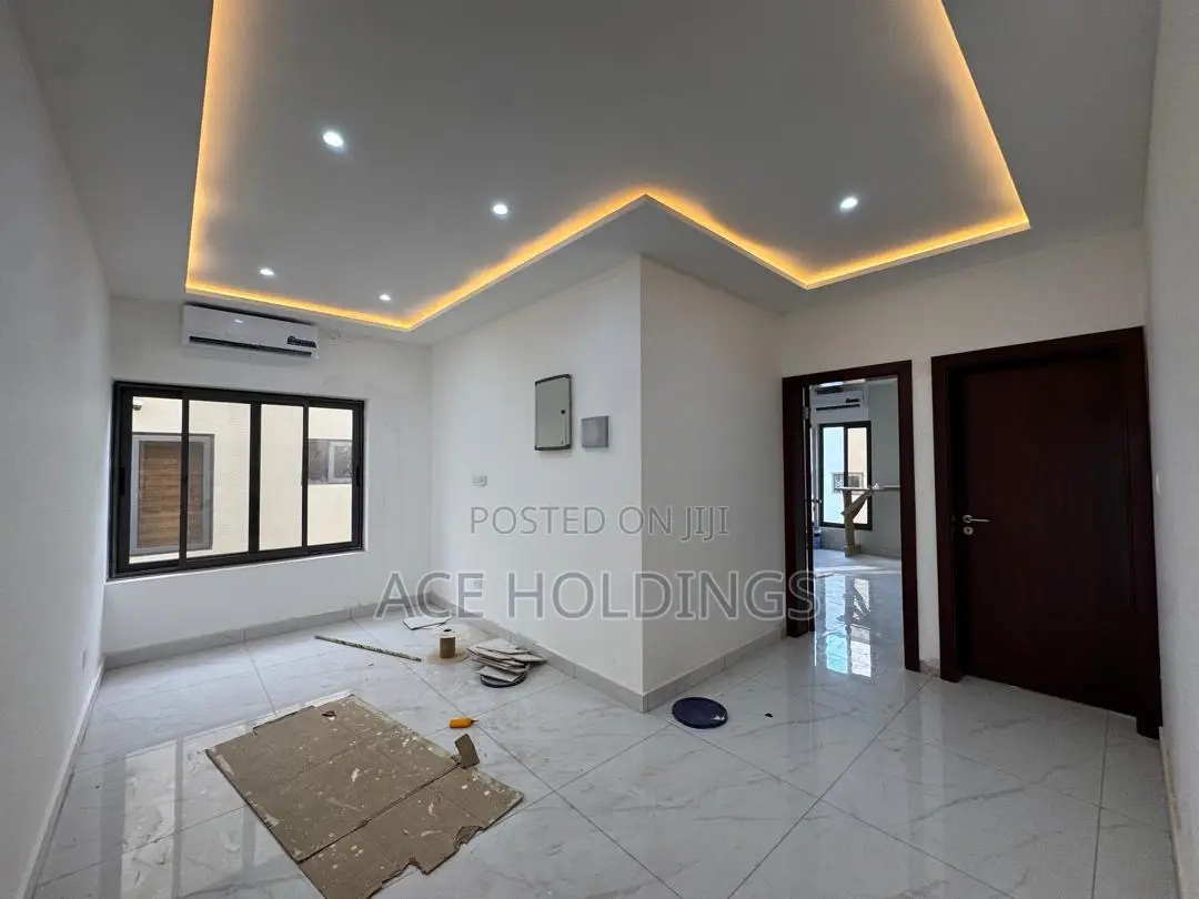 4bdrm Mansion in East Legon Hills for sale