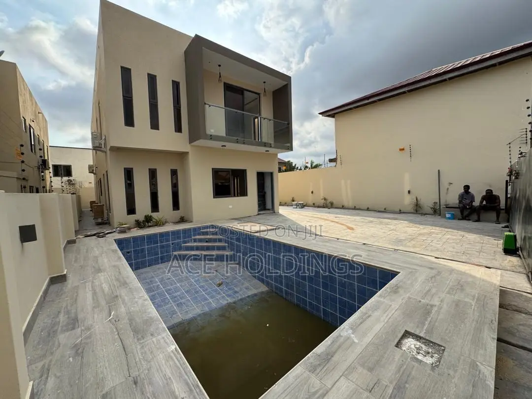 4bdrm Mansion in East Legon Hills for sale
