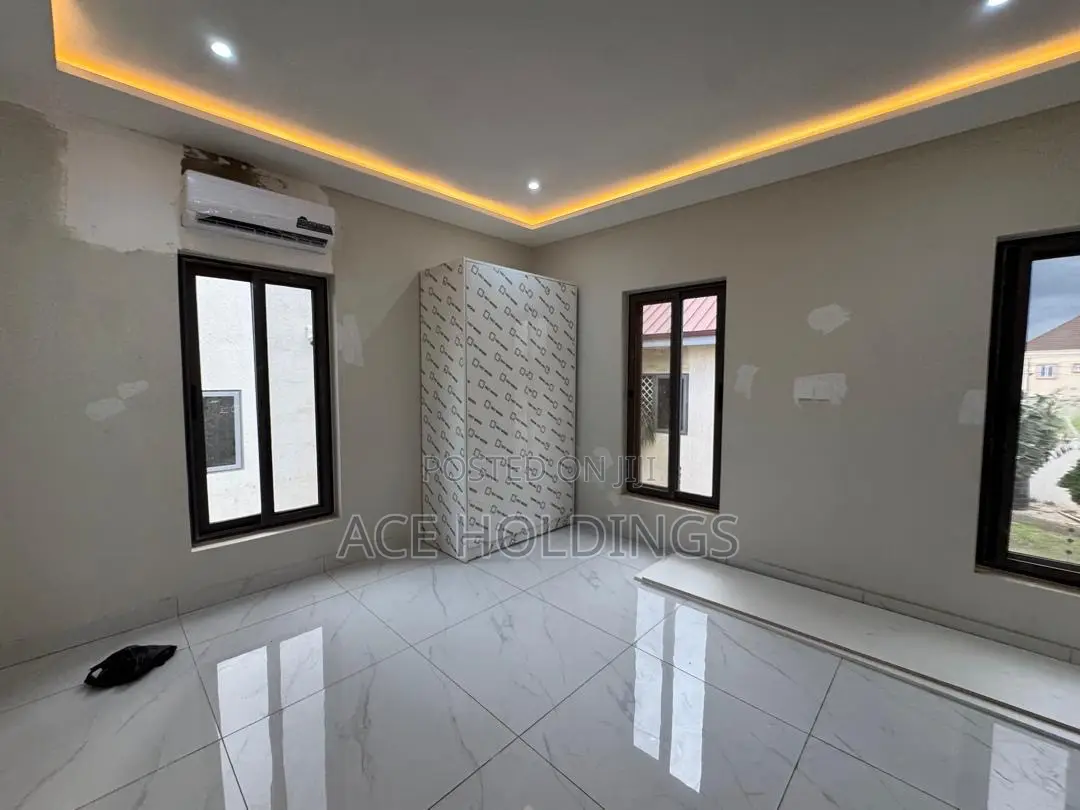 4bdrm Mansion in East Legon Hills for sale