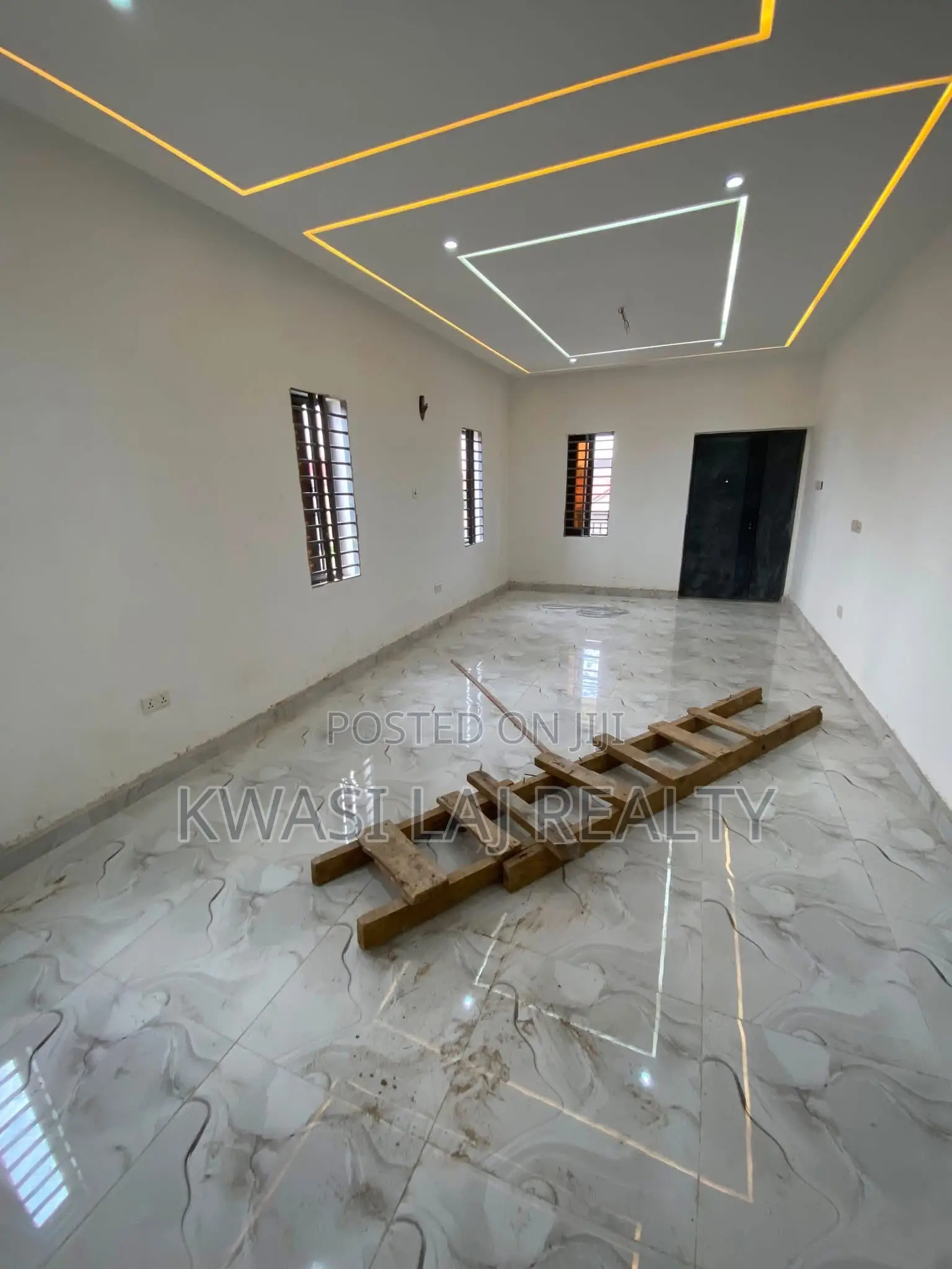 2bdrm Apartment in Pokuase Ablekuma for rent