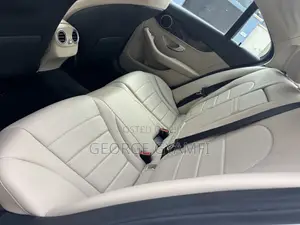 Mercedes-Benz C300 Luxury 4Matic Sedan AWD (2.0L 4cyl 7A) 2016 White