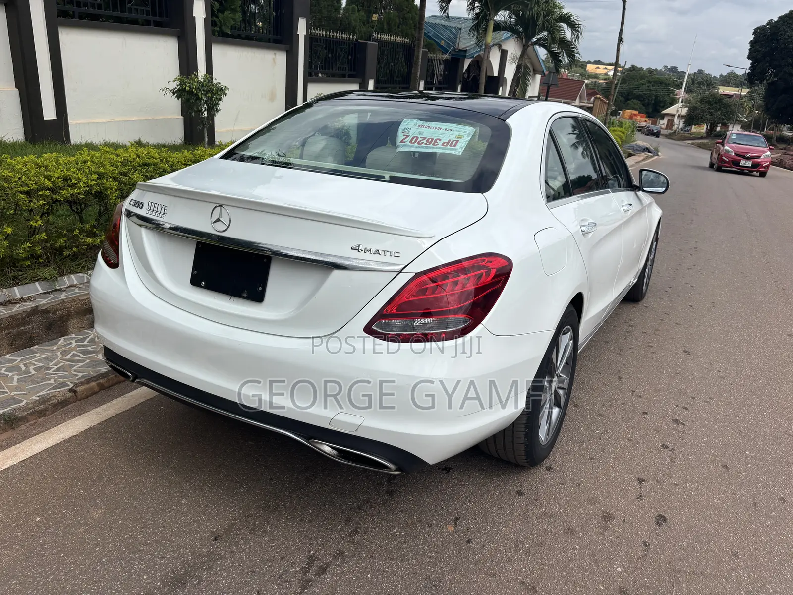 Mercedes-Benz C300 Luxury 4Matic Sedan AWD (2.0L 4cyl 7A) 2016 White