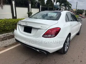 Mercedes-Benz C300 Luxury 4Matic Sedan AWD (2.0L 4cyl 7A) 2016 White