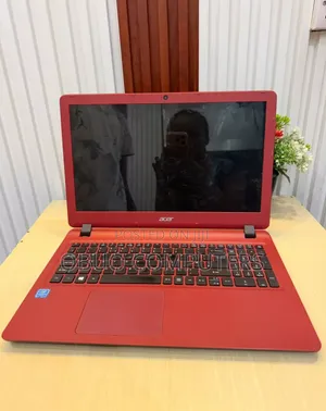 Laptop Acer Aspire ES1-533 4GB Intel SSD 128GB