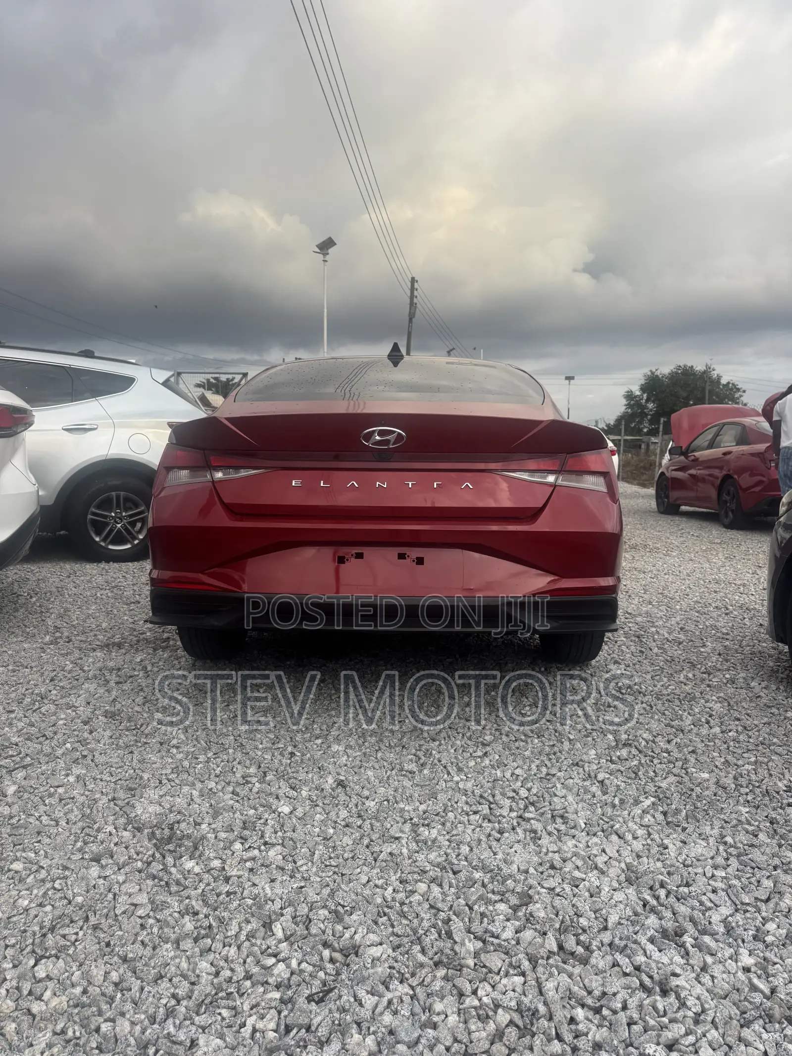 Hyundai Elantra SE 2021 Red