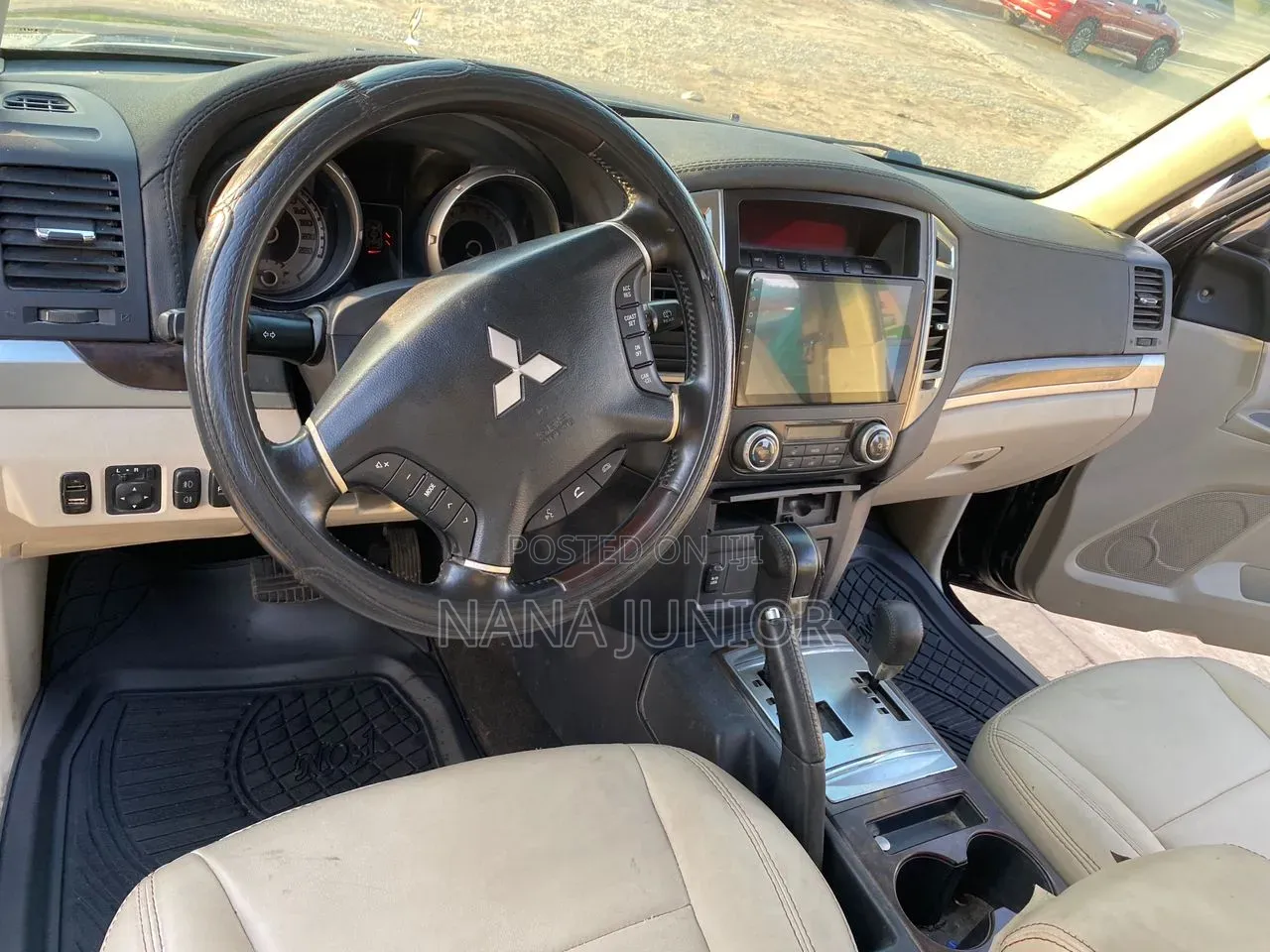 Mitsubishi Pajero 2013 Black