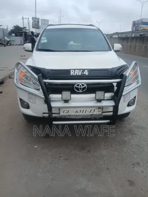 Toyota RAV4 2.5 4x4 2012 Off white
