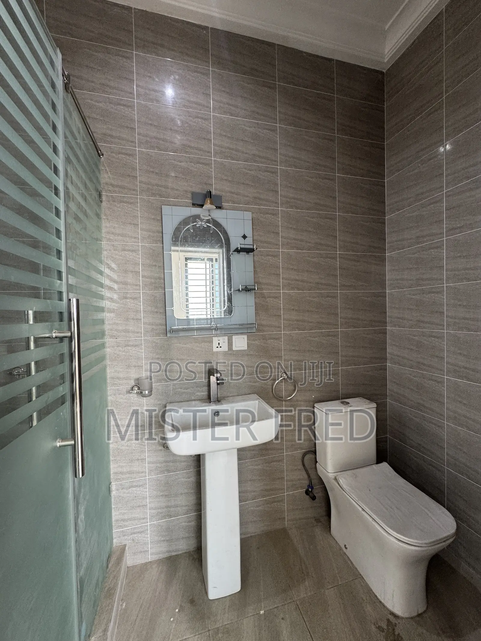 2bdrm Apartment in Around Westhills, Weija for rent