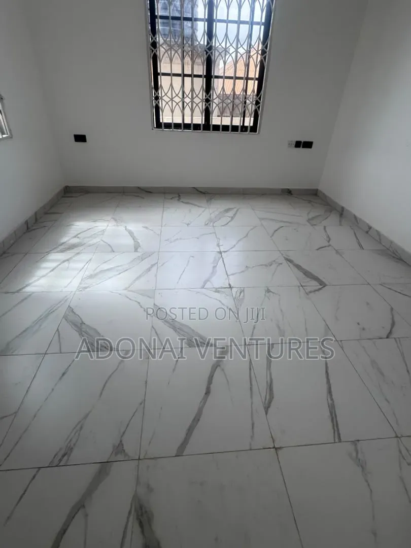 1bdrm Apartment in Santasi Kokoben, Kumasi Metropolitan for rent
