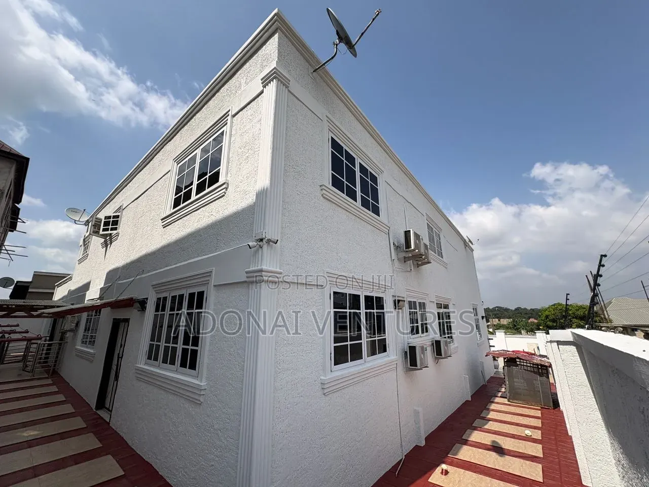Furnished 6bdrm House in Abrepo Bronikrom, Kumasi Metropolitan for sale