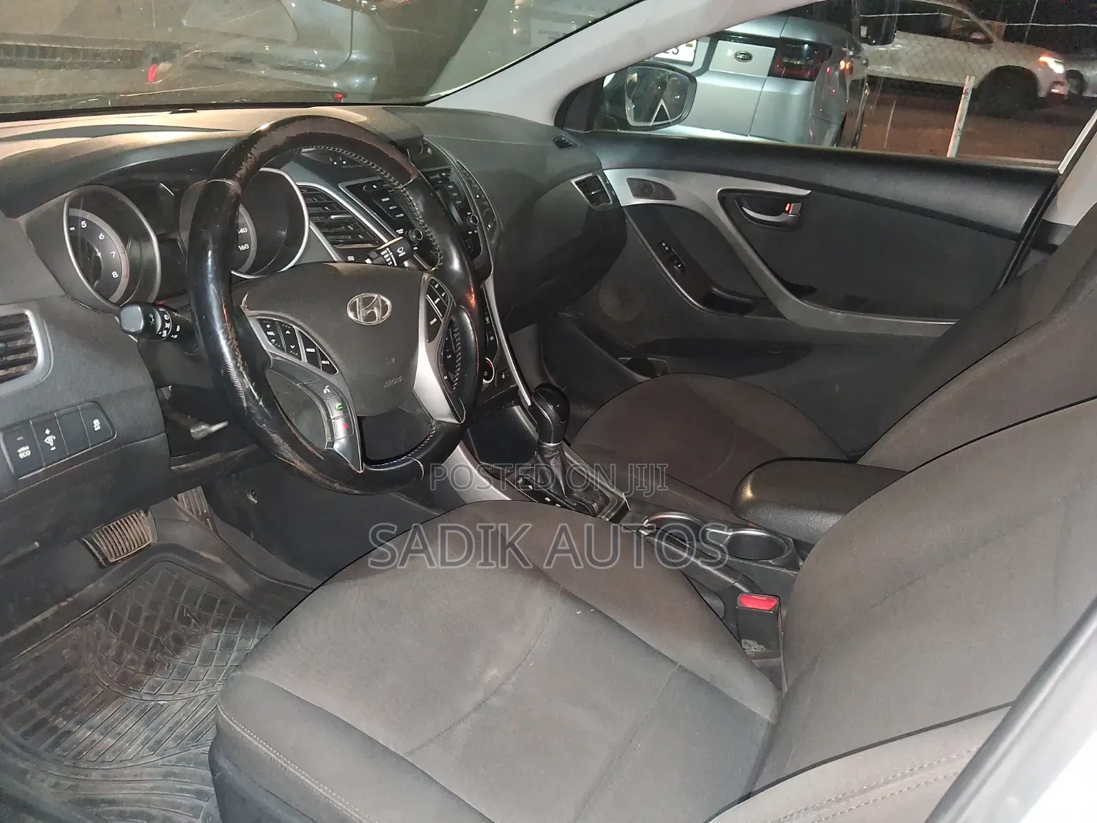 Hyundai Elantra 2016 White