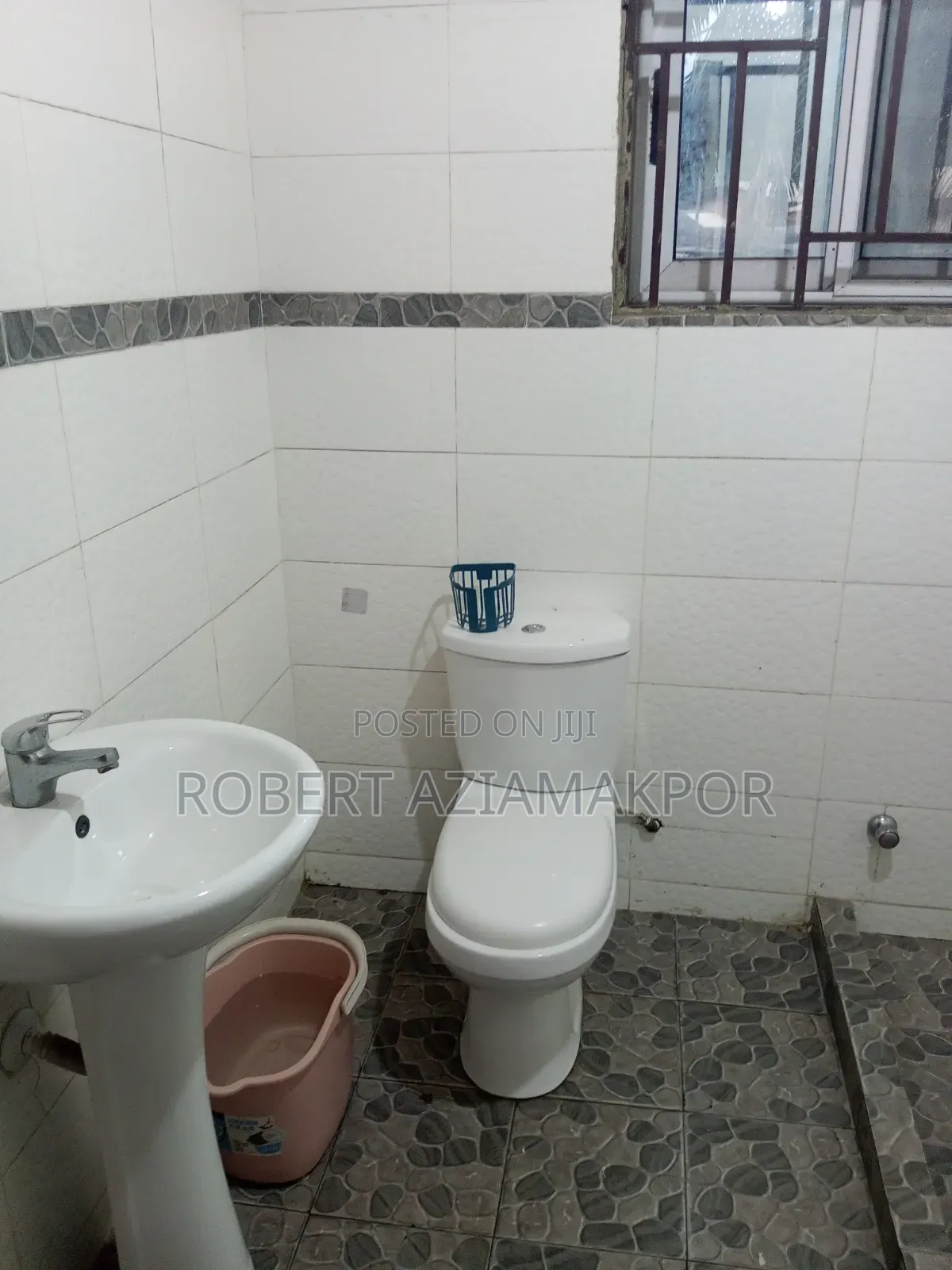 1bdrm Apartment in Ultimate Estate, School Area for rent