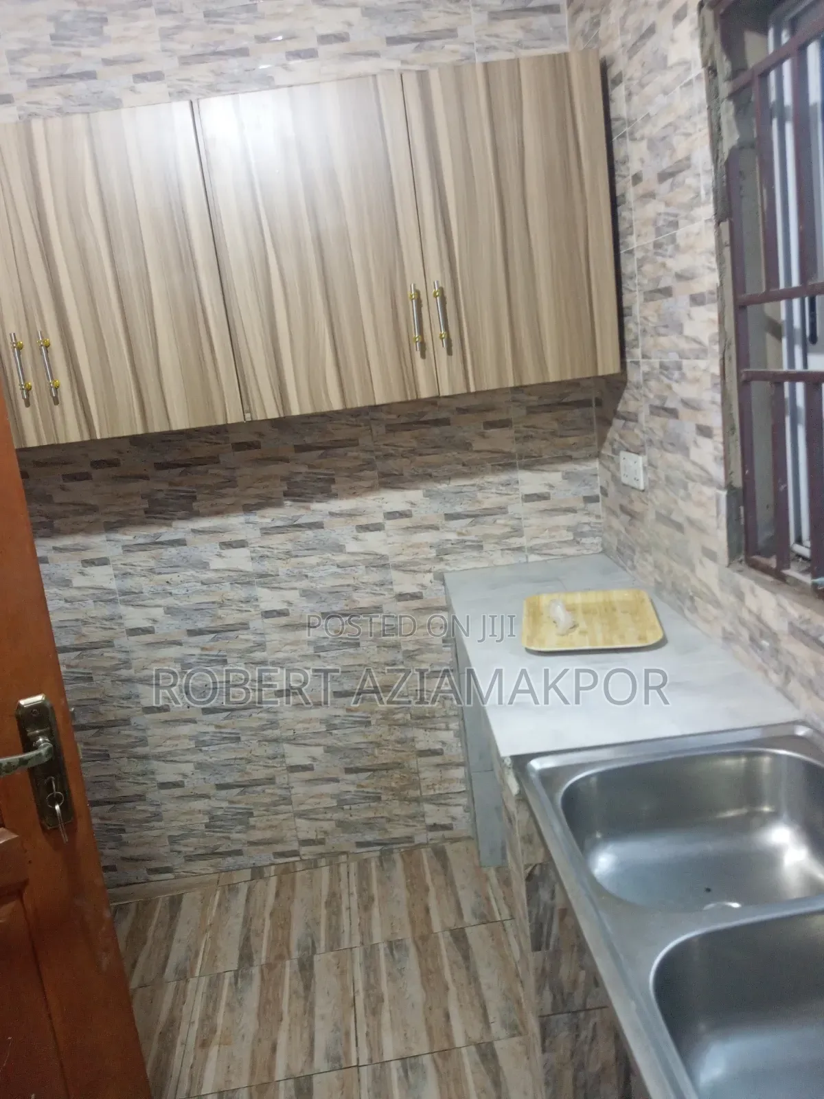 1bdrm Apartment in Ultimate Estate, School Area for rent